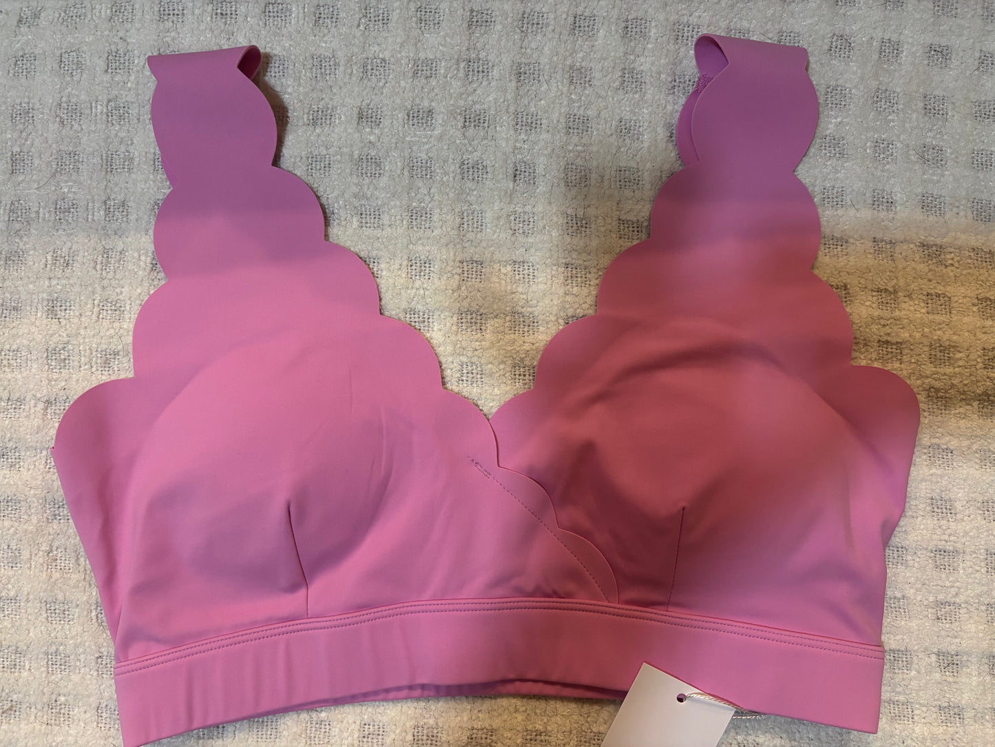 NEW!!! ELEVÉ - Alexandra V/U Shape Sport Bra - Bubblegum Pink