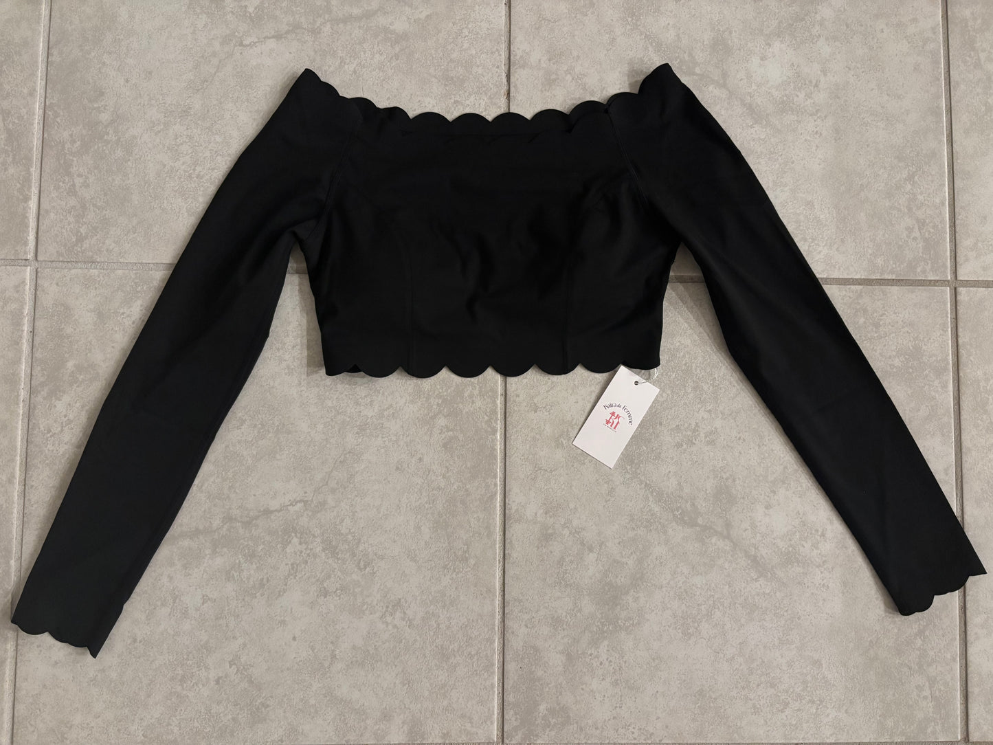 NEW!!! ELEVÉ- Colette Off Shoulder Sport Bra- Black