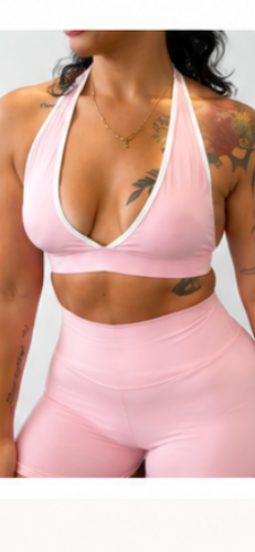 Monique in Light Pink