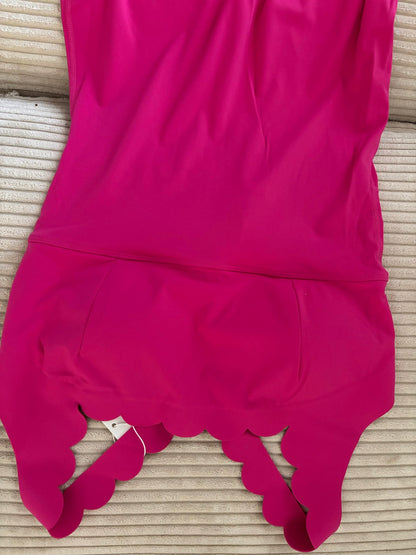 ELEVÉ- Lynelle Silluette Bodysuit ( Black & Hot Pink)